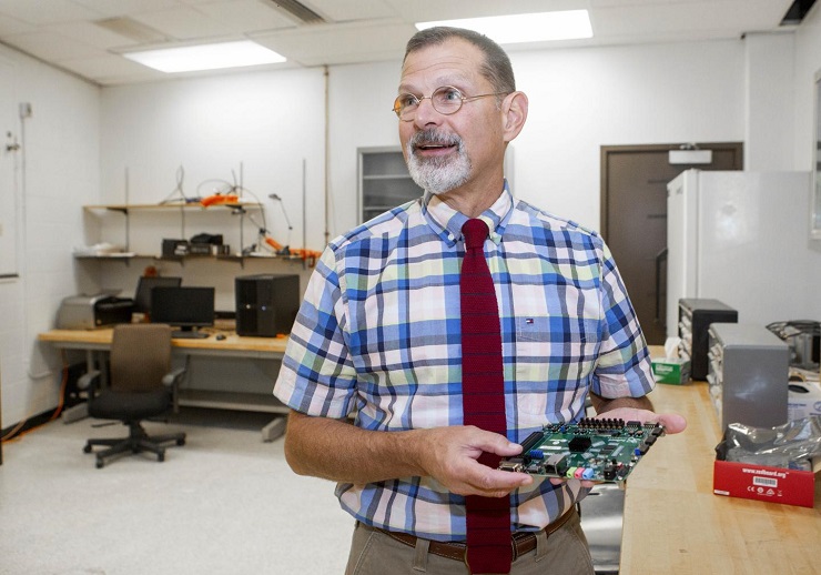 CAPTION UC engineering professor John 'Marty' Emmert is director of a new national research center sponsored by the National Science Foundation.  CREDIT Joseph Fuqua II/UC Creative Services