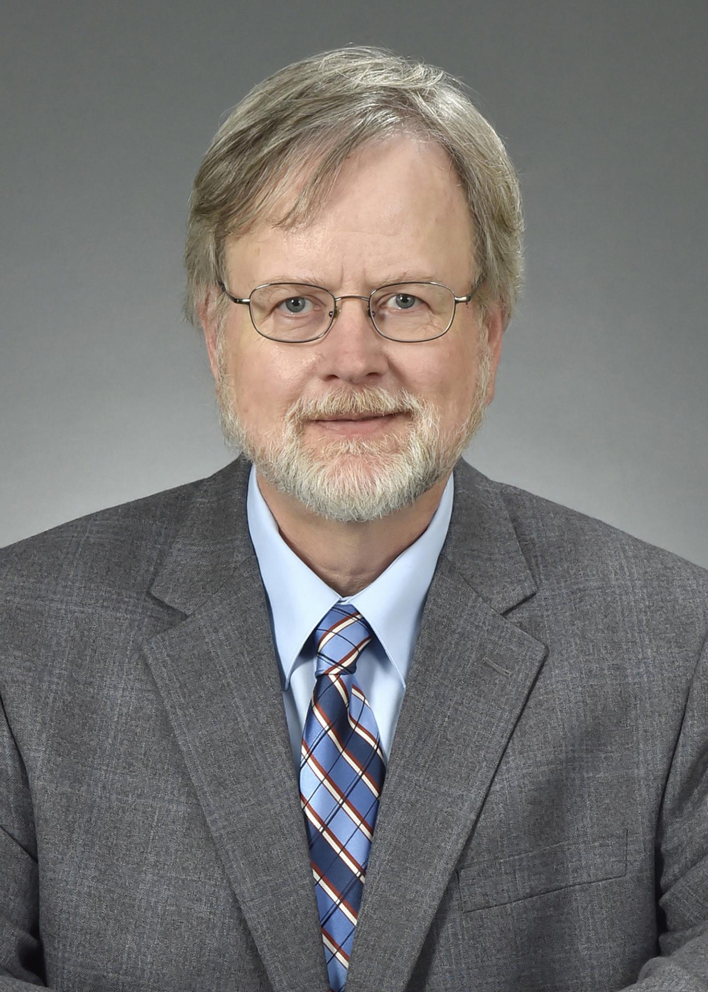 Thomas L. Carroll, a research physicist from the U.S. Naval Research Laboratory's Center for Computational Materials Science, was recognized as a Citation Laureate 