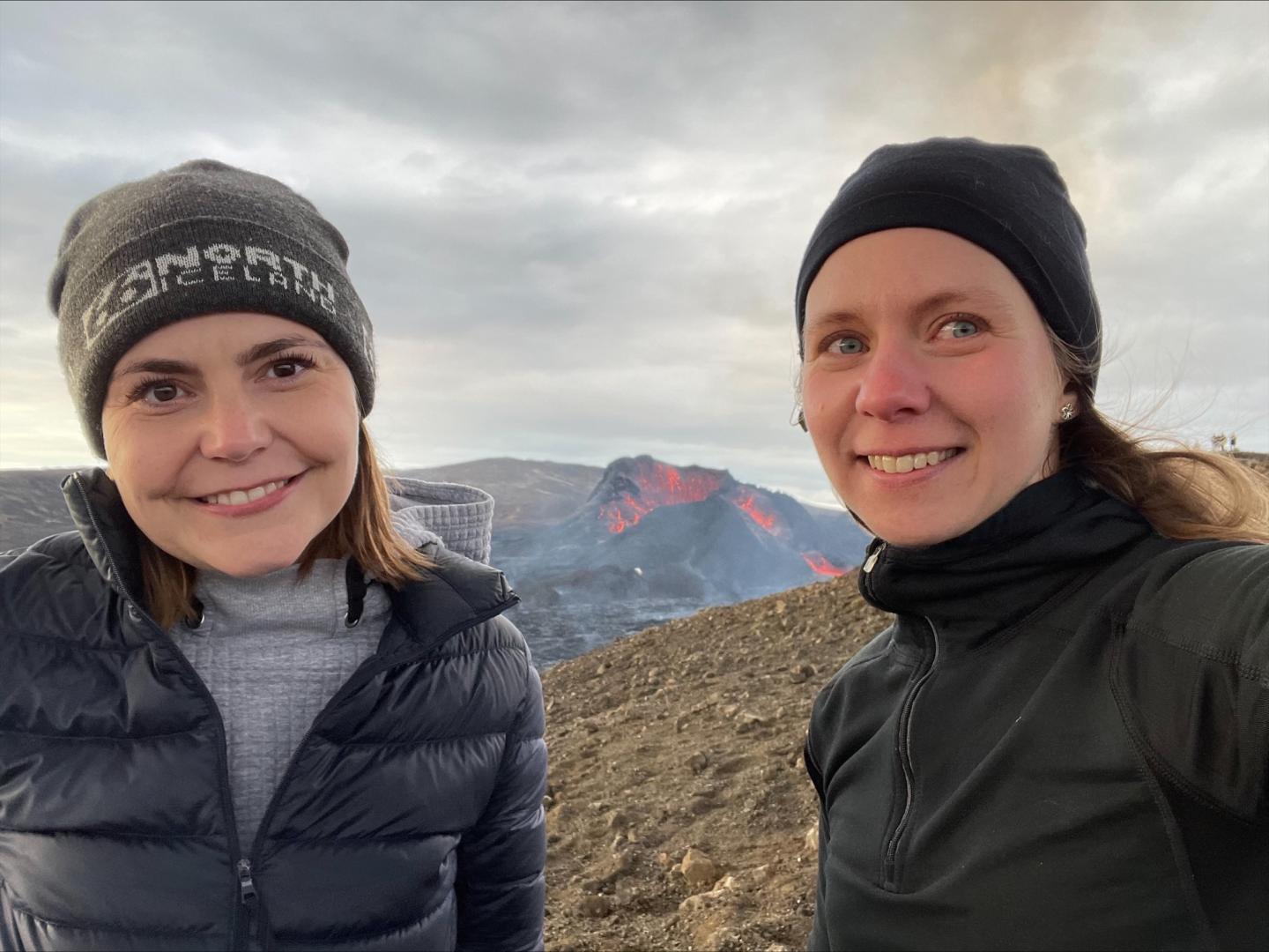 Dr Anna Sigridur Islind and Dr Maria Oskarsdottir used real-world flight data to show that there is continued need for social distancing to curb the spread of COVID in the US.  CREDIT Dr. Islind