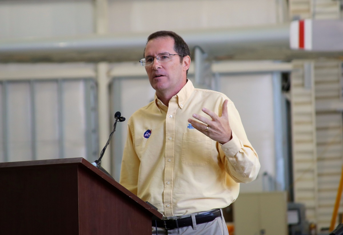 James Crawford (NASA) addresses journalists at the FRAPPÉ press conference on July 15, 2014, at Rocky Mountain Metropolitan Airport.   (©UCAR, photo by Bob Henson.