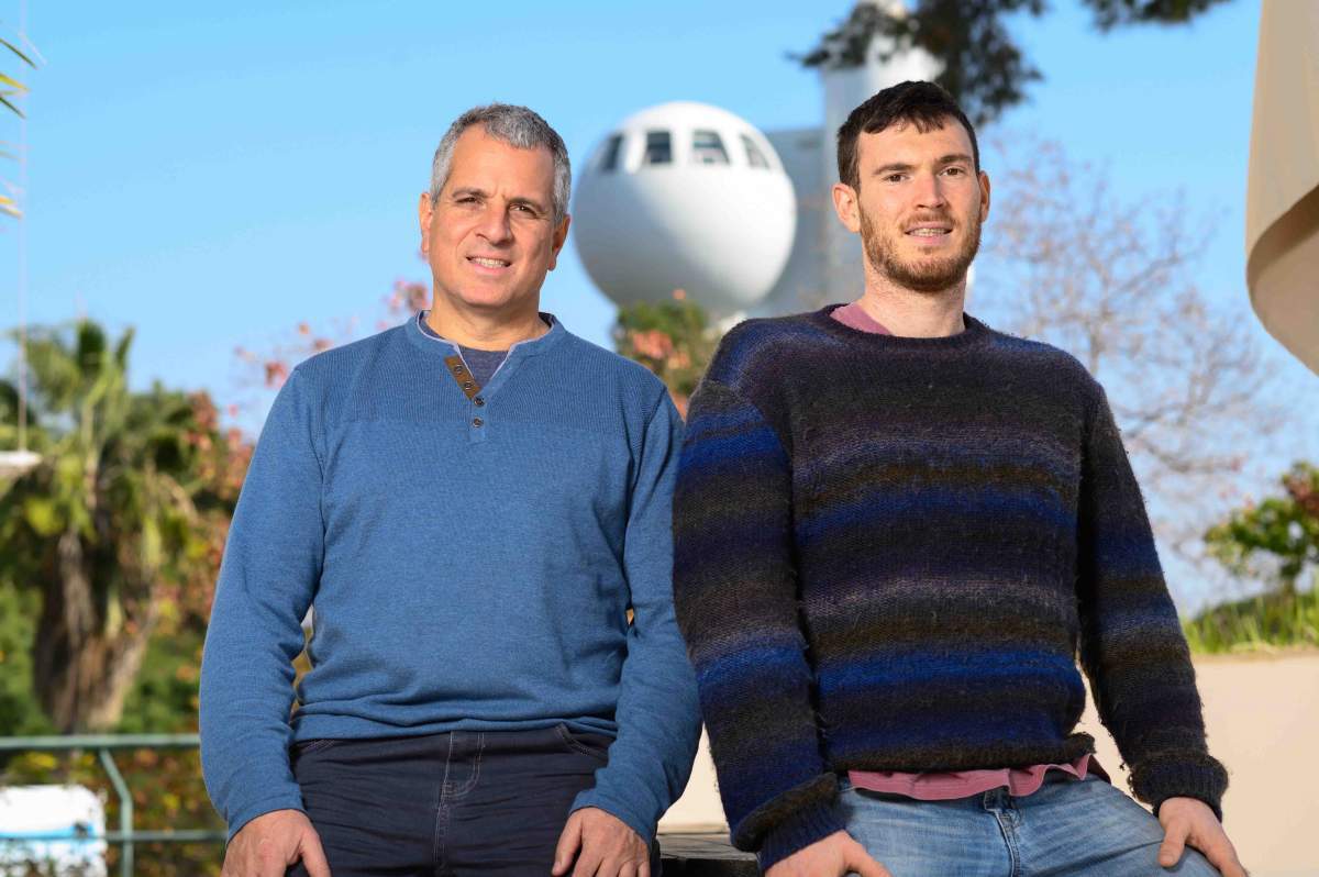 (l-r) Prof. Yohai Kaspi and Or Hadas