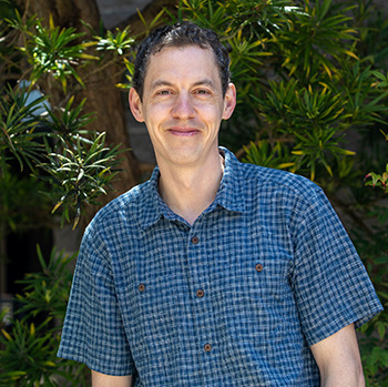 Benedict Paten, senior author on the study and associate professor of biomolecular engineering. (Photo by Carolyn Lagattuta)